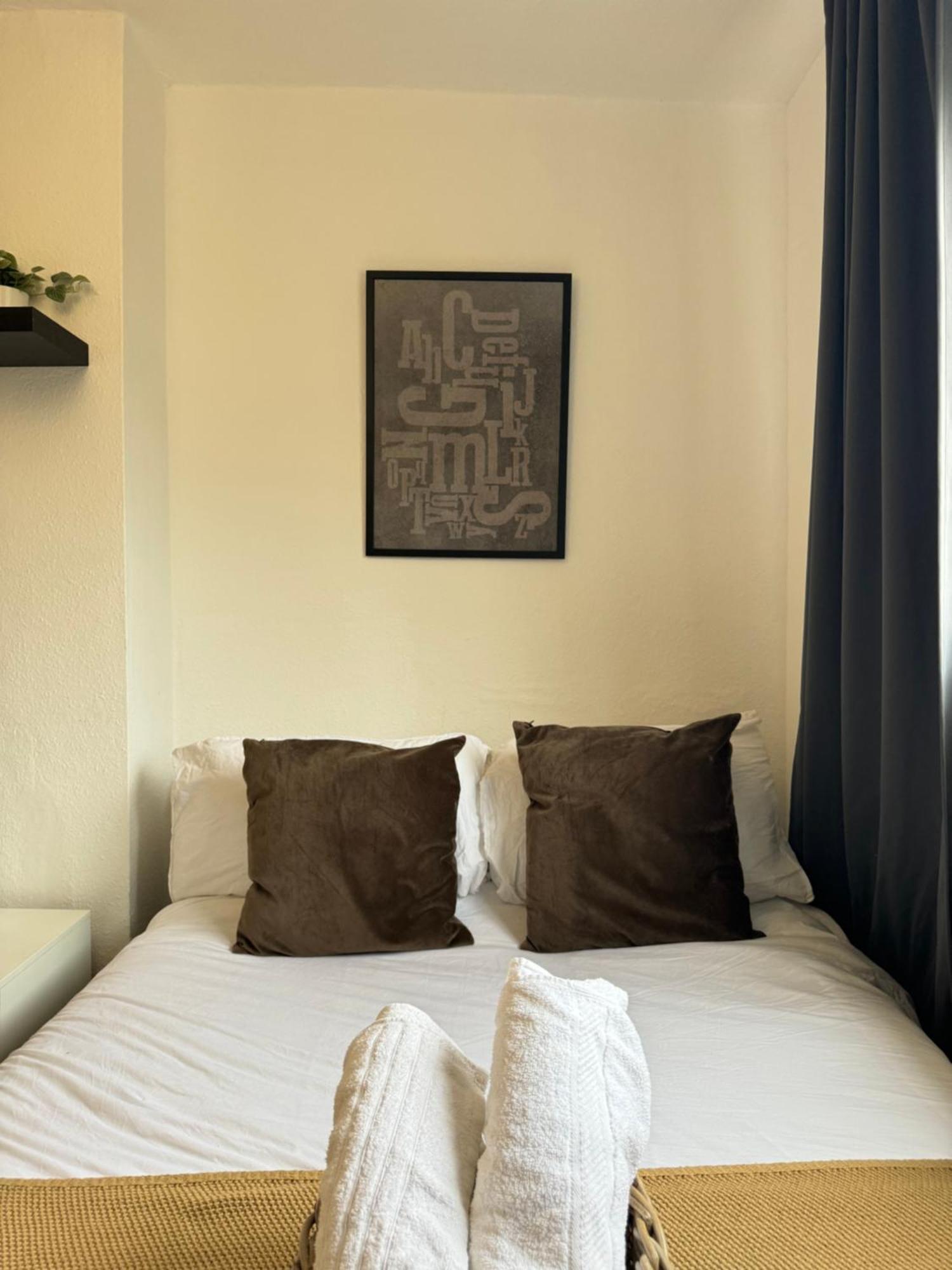2 Bed Apt Sofa Bed Up To 6 لندن المظهر الخارجي الصورة